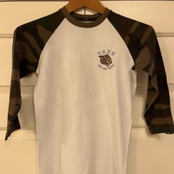 kids sz S Vans shirt 