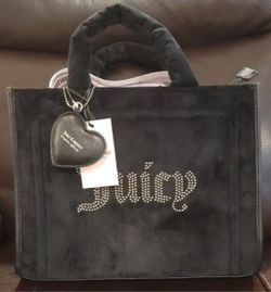 Juicy Couture Purse And Robe Set