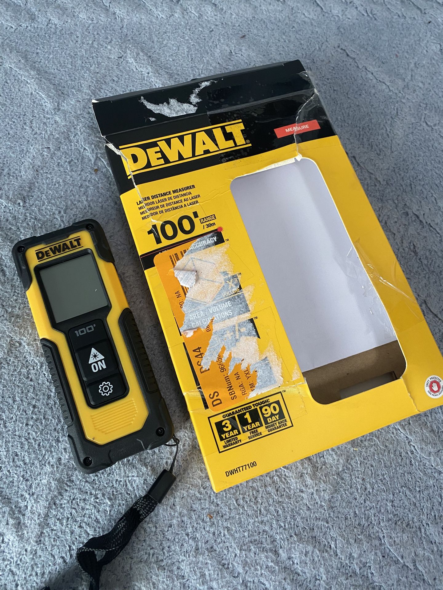 BRAND NEW DEWALT DISTANCE MEASURER