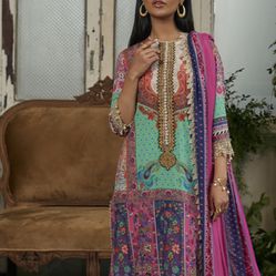 Dress With Shawl Branded 