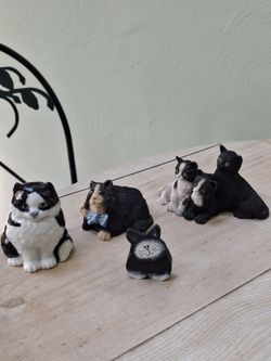 Cat Figurines