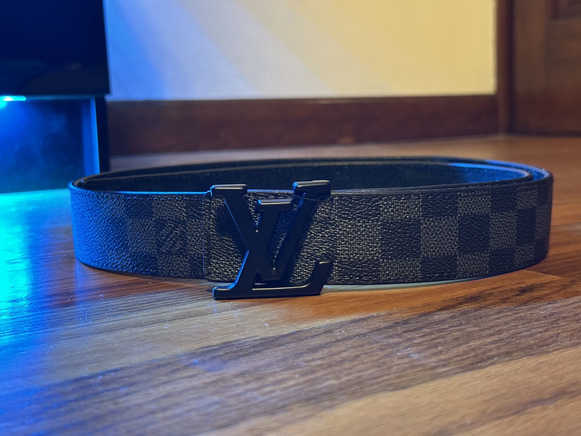 Lv