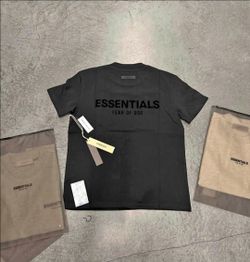 ESSENTIALS SHIRTS/SHORTS