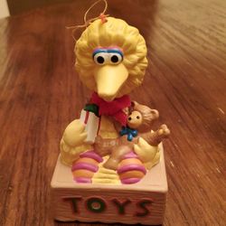 Vintage Jim Henson Plastic Sesame Street Big Bird On Toy Box