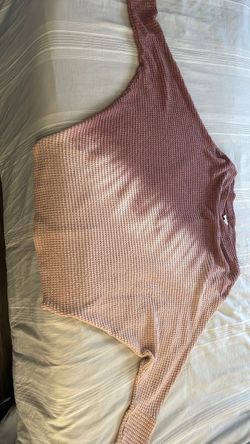 Buckle Off the Shoulder Thin Sweater