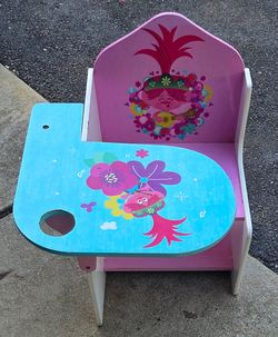 Trolls Girly Desk