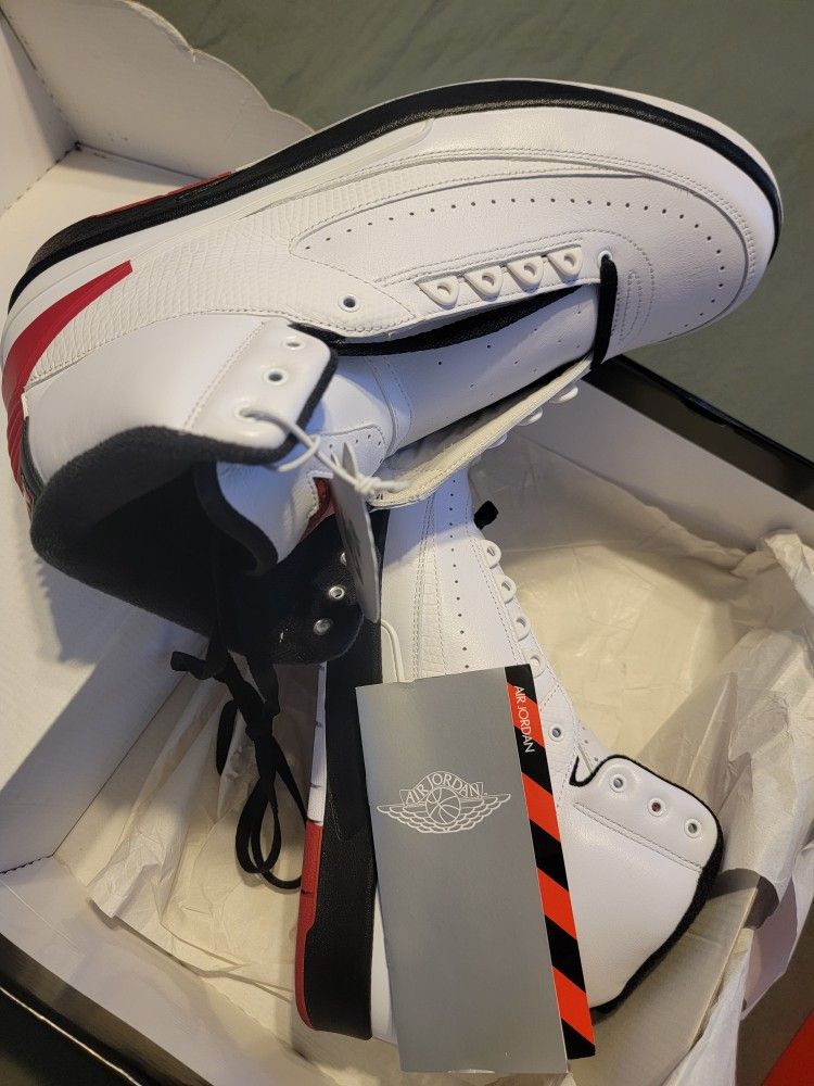Retro Jordan 2 OG Chicago Size 13