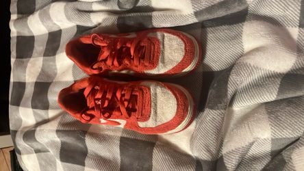 LIMITED ADDITION VALENTINES DAY AIR FORCE 1