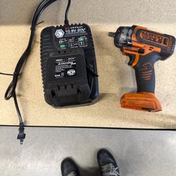 Matco Drill W/charger and battery Read description!