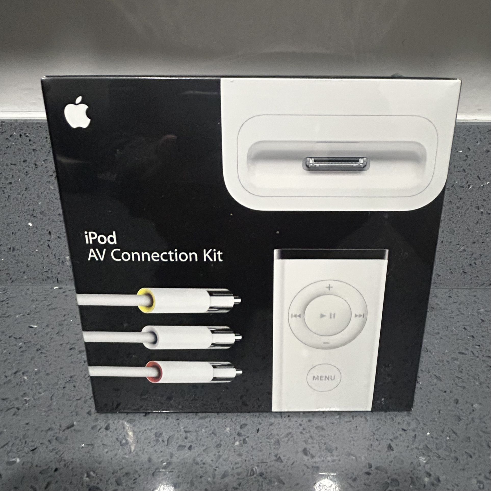BRAND NEW Apple Ipod AV Connection Kit 30 PIN MA242LL/C SEALED PACKAGE
