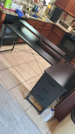 Big new perfect condition L shape desk