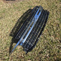 Chevrolet Tahoe Suburban 2021 23 OEM Grille