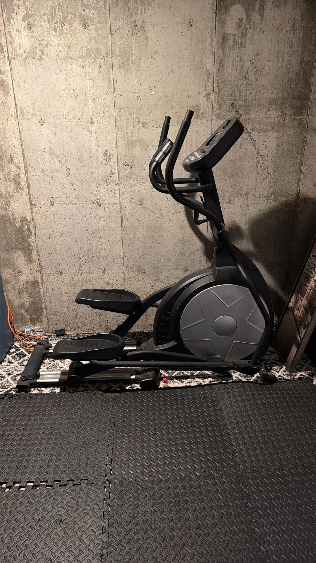 Elliptical Exercise Machine