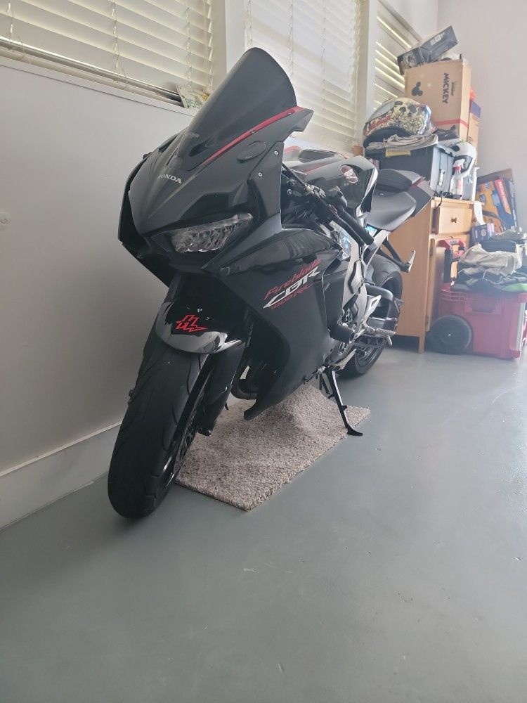2017 Honda Cbr1000rr