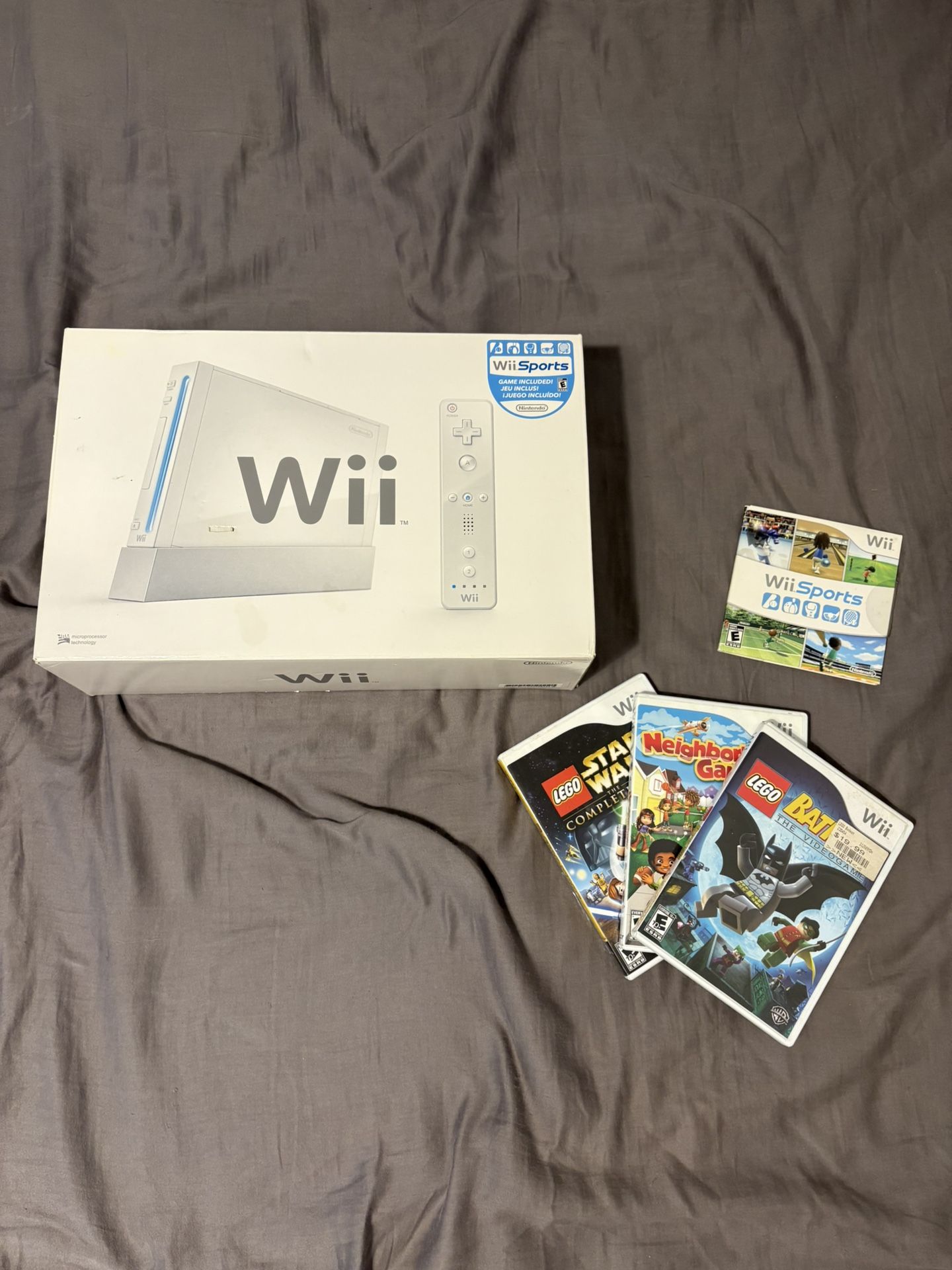 Wii Game Console (With Games)
