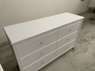 White 6 Drawer Dresser