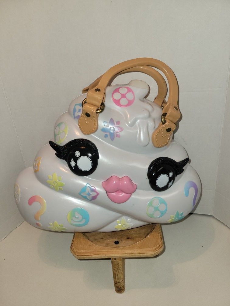 Posey Pooh Puttion Case