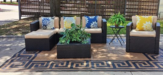Patio set