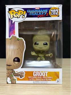 Funko Pop! Vinyl: Guardians of the Galaxy Vol. 2 - Groot #207