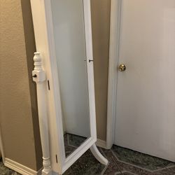 Body Length Jewelry Mirror 