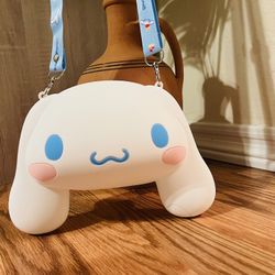 Cinnamon roll, Crossbody bag