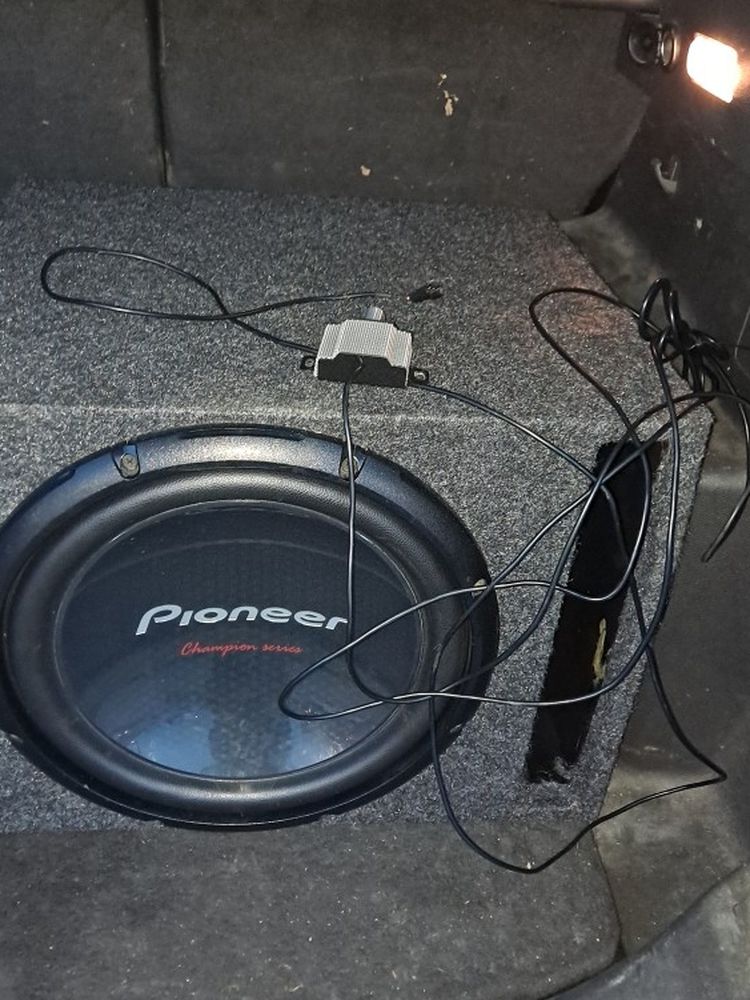 Pioneer Sub And Audiopipe Amp