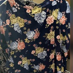 Womens TORRID Floral Top. Size 3x. $10