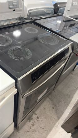 Frigidaire 30” electric stove