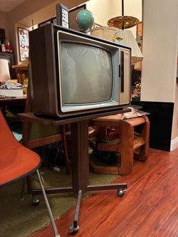 70s 80s vintage MCM Zenith space command television TV w control