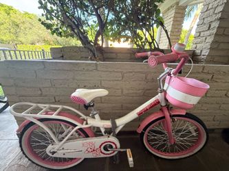 Girls pink bike