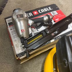 Air Compressor With Framing Nail Gun 
