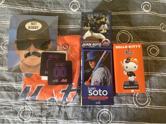 Mets giveaways lot