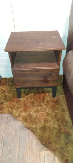 Solid wood side tables