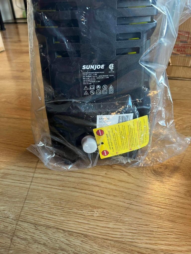 Sun Joe SPX2700-MAX Electric Pressure Washer, 13-Amp, 2100 PSI, 1.65 GPM