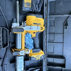 Dewalt Grease Gun