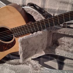 Acoustic Guitar 