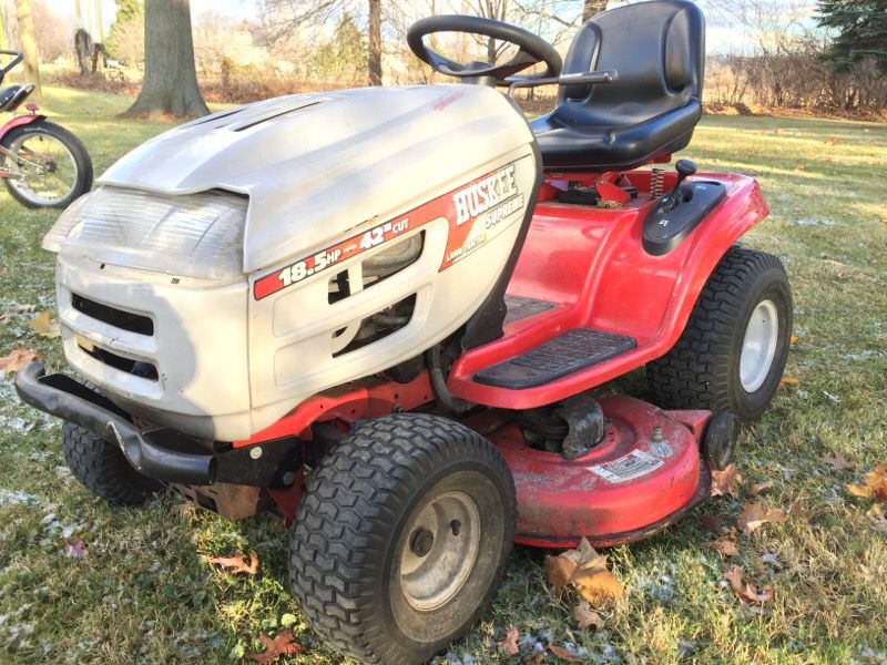 Huskee Supreme riding mower 42 inch cut. 18.5 HP Briggs and Stratton engine. Also has reverse and cruise.