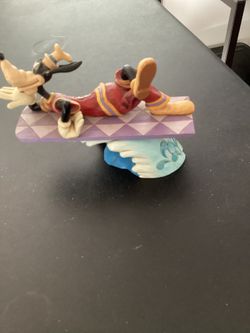 Disney Goofy Catch A Wave