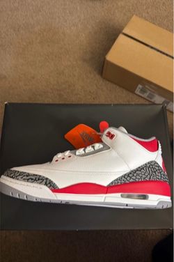 Jordan 3 Fire red size 10.5