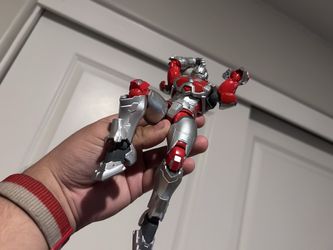 Shfiguarts Ultrman Jack suit