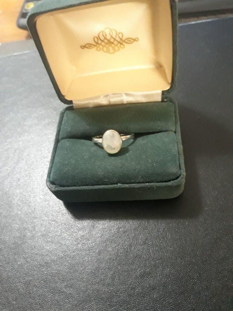 Sterling Silver Faceted Oval Moonstone Ring Sz 6