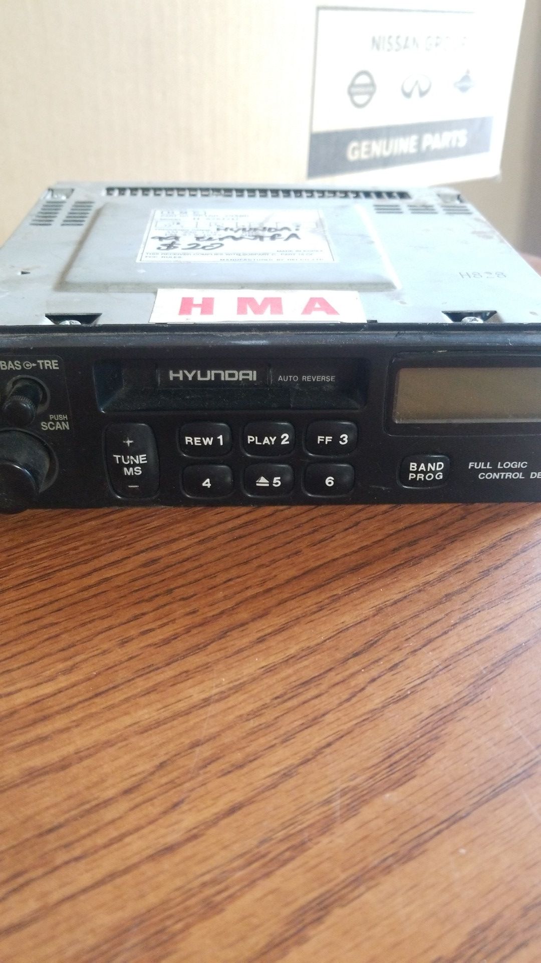 1999 Hyundai Elantra stereo