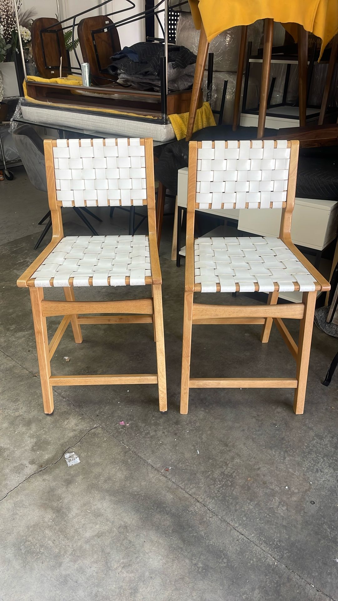 2 Counter Bar Stools