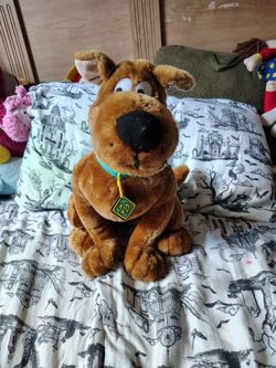 Vintage Scooby Doo plush