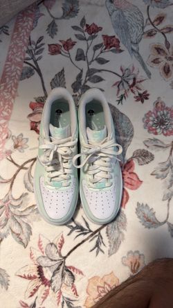 Air Force 1 low “mint foam”
