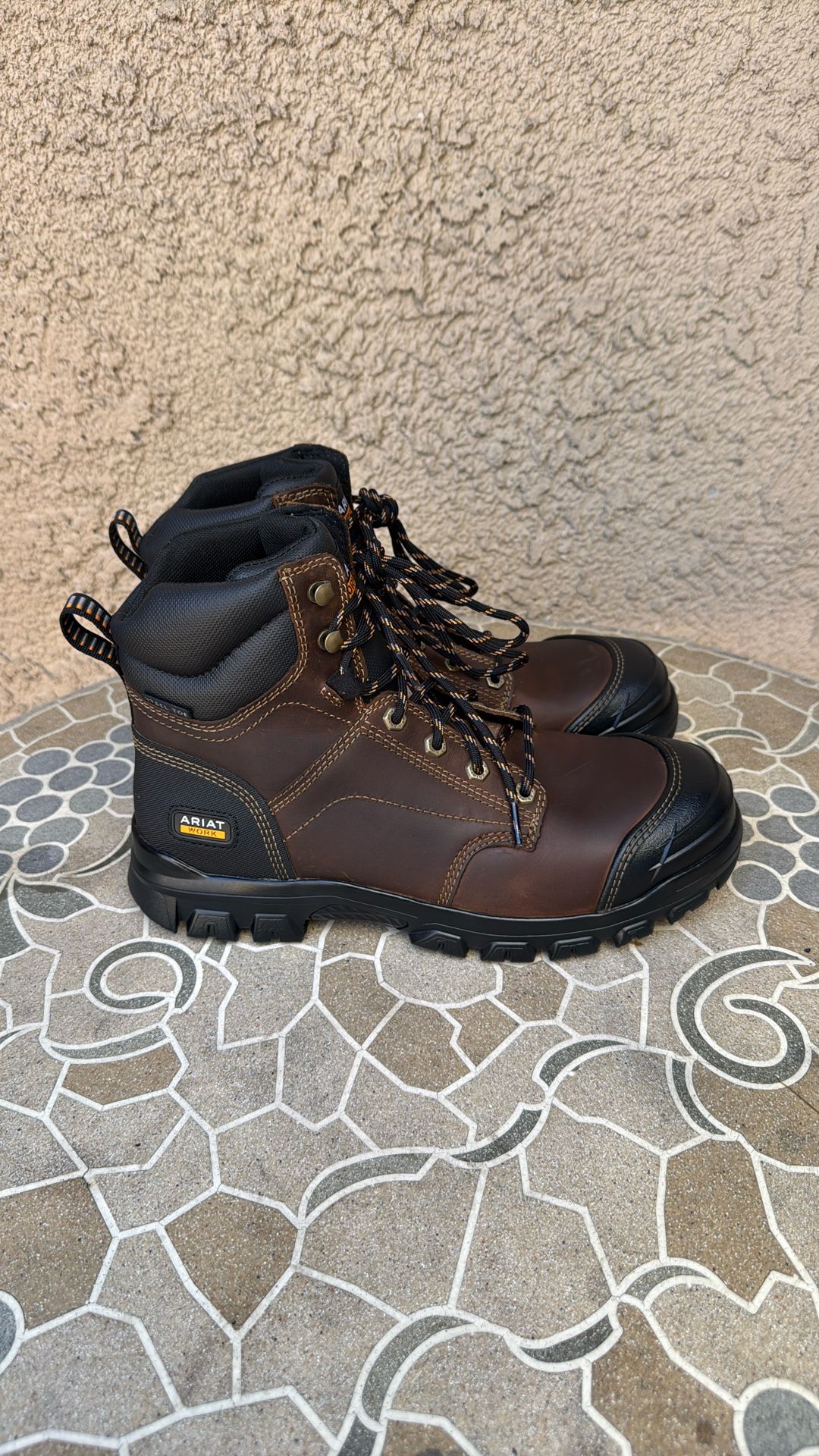 WORK BOOTS ARIAT STEEL TOE WATERPROOF SIZE 9.5 MENS 