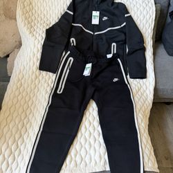 Nike Tech Men's Black Gray Hooded Jogger Tracksuit Set XL