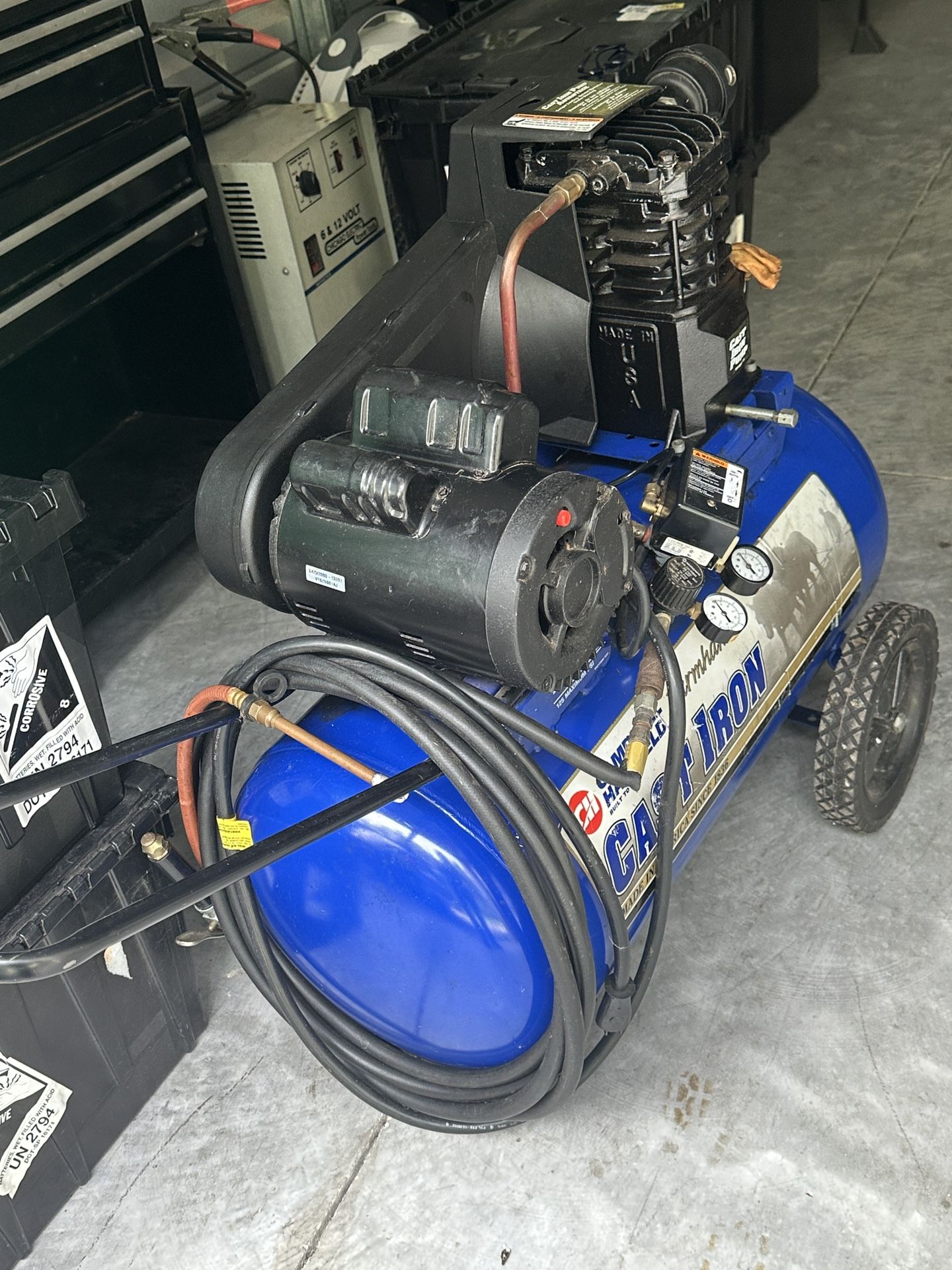 AIR COMPRESOR… 5 HP. 20 GALONES