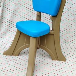STEP 2 Lifestyle Childs Chair Sturdy Plastic Chunky Crafts Picnic Kitchen RARE