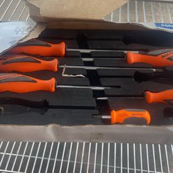 Matco Tools Screwdriver Set New Missing 3